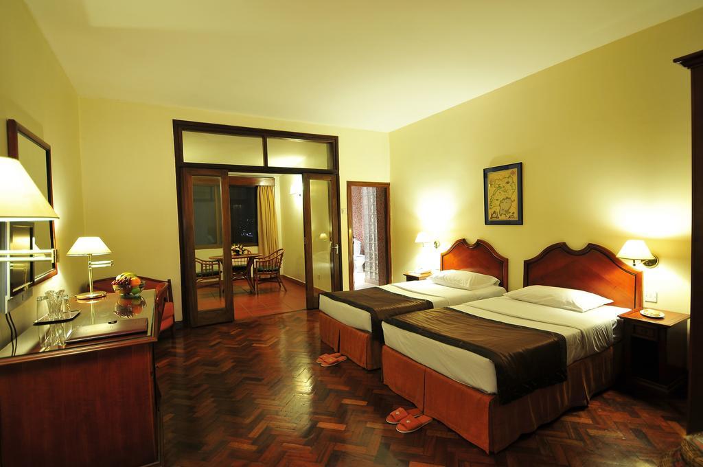 Speke Hotel 1996 Ltd Kampala Kültér fotó