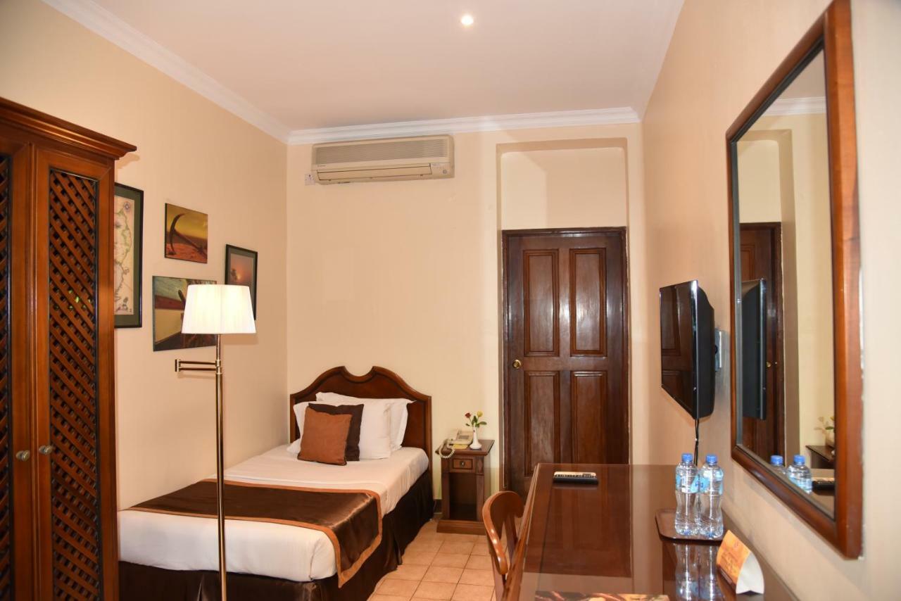 Speke Hotel 1996 Ltd Kampala Kültér fotó