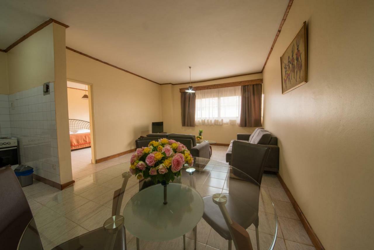 Speke Hotel 1996 Ltd Kampala Kültér fotó